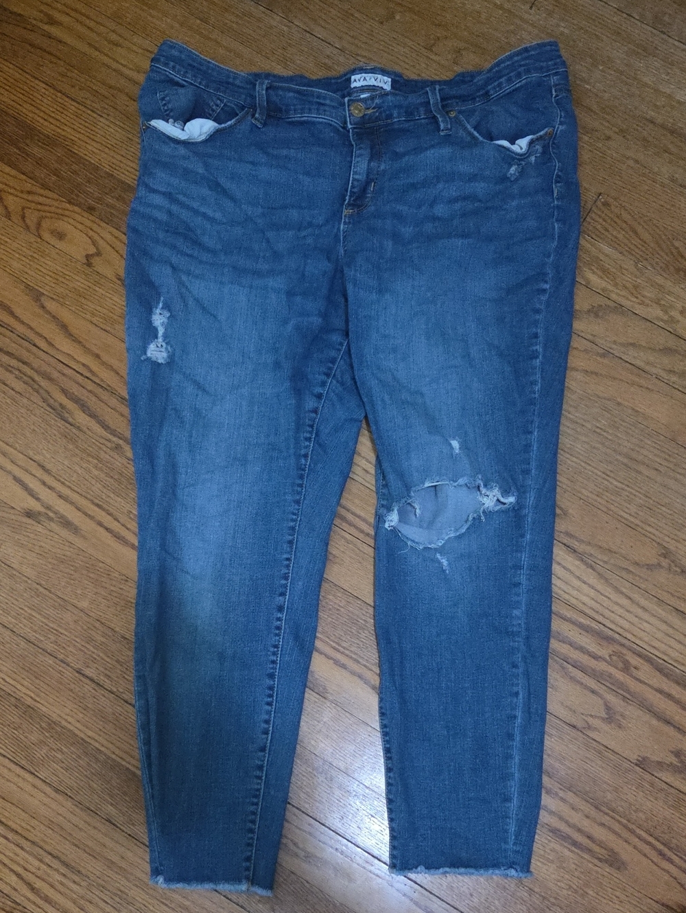 Ava & Viv Distressed Dark Blue Skinny Jeans